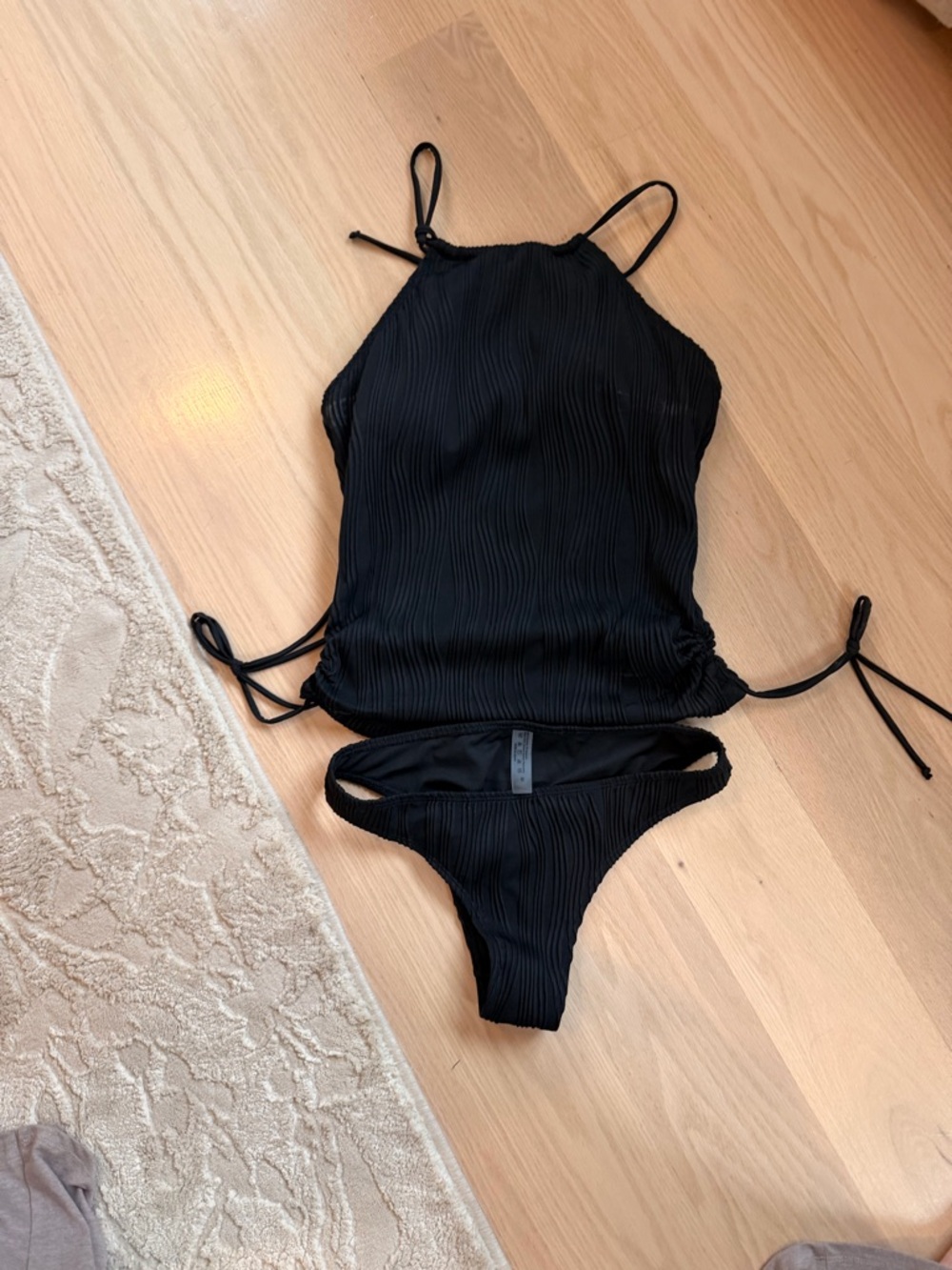 SHEIN Black Textured Two-Piece Swim Halter Tankini Set